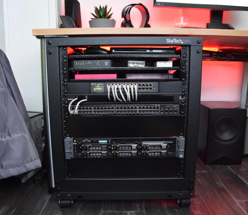 StarTech.com 4-Post 12U Mobile Open Frame Rack